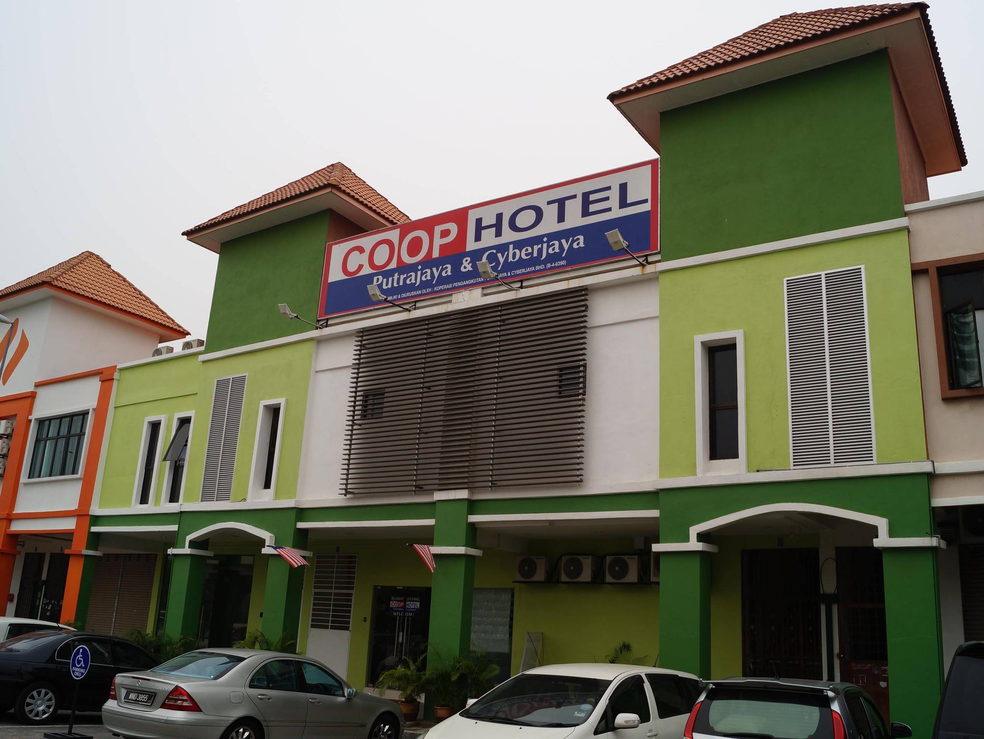 Coop Hotel Putrajaya & Cyberjaya Kampung Dengkil Eksteriør billede
